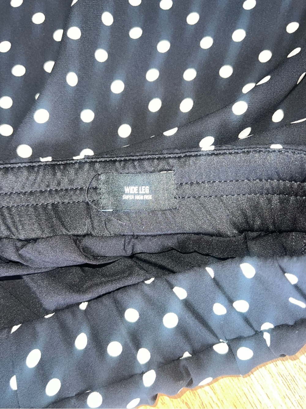 Express Pants - Picture 5 of 6